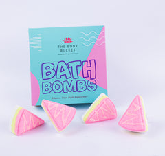 THE BODY BUCKET Waffle Bath Bomb with Bubble Frosting - 70g Each | Strawberry & Aqua Fragrance | Natural Handcrafted Fizzy Bath Bomb | Perfect for Relaxing Bath & Skin Nourishment