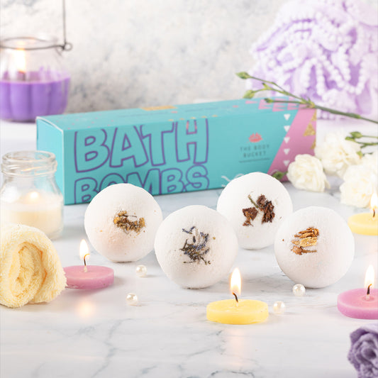 White Round Bath Bomb with Flower Buds & Petals Rose, Lavender, Ylang Ylang, Musk Fragrance Bath Bomb (65 Gram Each)