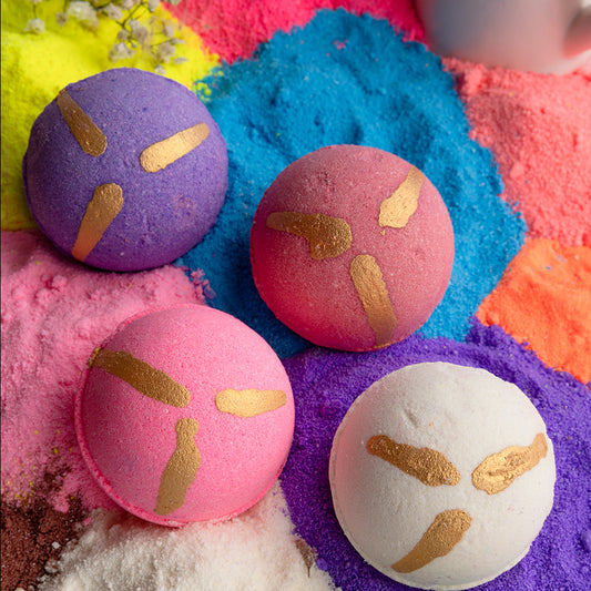 Round floral pastel bath bombs with Lilac, Musk, cherry blossom and red rose fragrances (65 gram each)