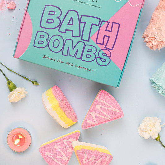 THE BODY BUCKET Waffle Bath Bomb with Bubble Frosting - 70g Each | Strawberry & Aqua Fragrance | Natural Handcrafted Fizzy Bath Bomb | Perfect for Relaxing Bath & Skin Nourishment