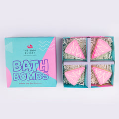 THE BODY BUCKET Waffle Bath Bomb with Bubble Frosting - 70g Each | Strawberry & Aqua Fragrance | Natural Handcrafted Fizzy Bath Bomb | Perfect for Relaxing Bath & Skin Nourishment